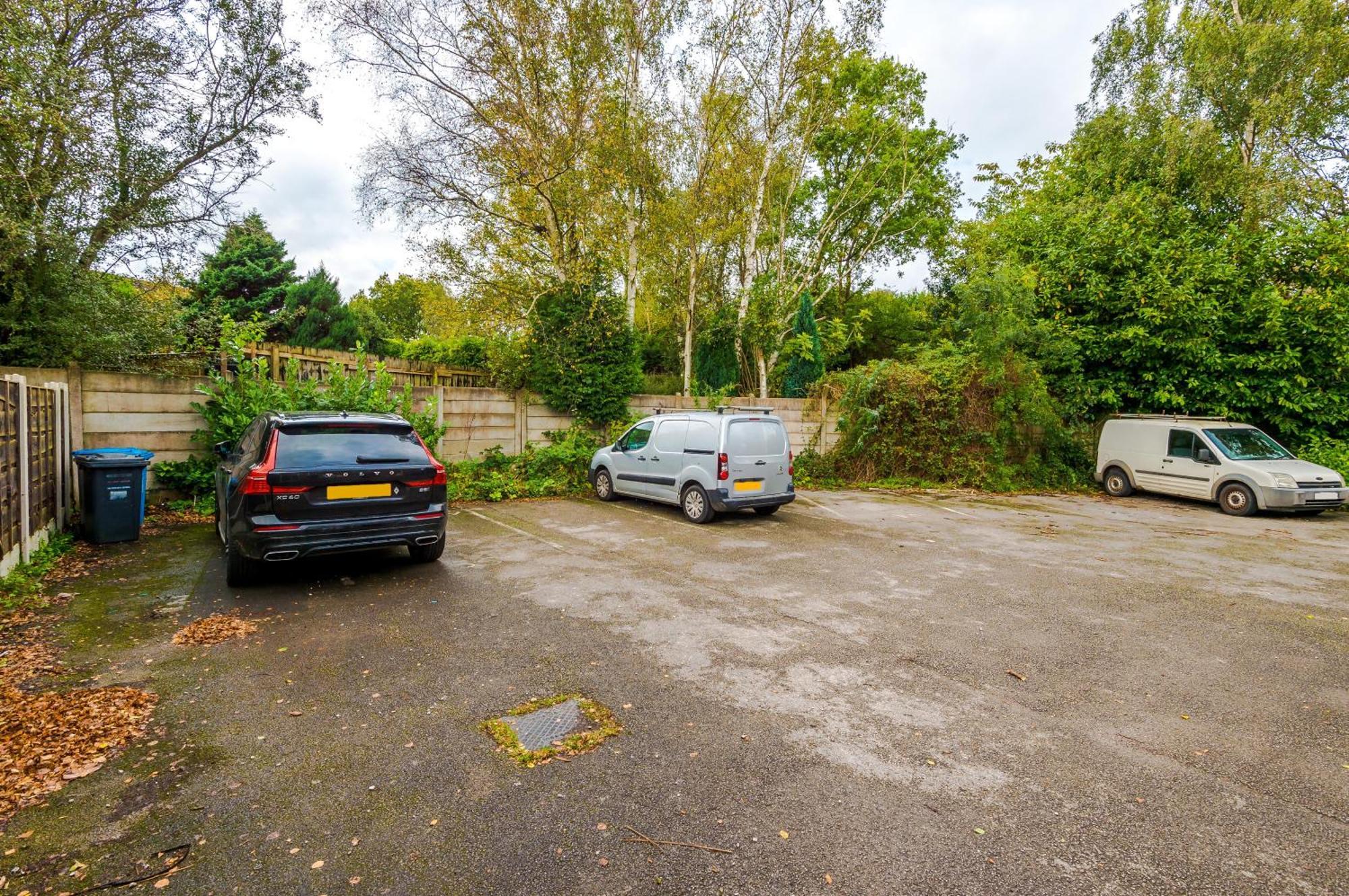Manchester Comfortable 3 Bedroom House, Free Parking, Wifi & Disneyplus Worsley Exteriör bild