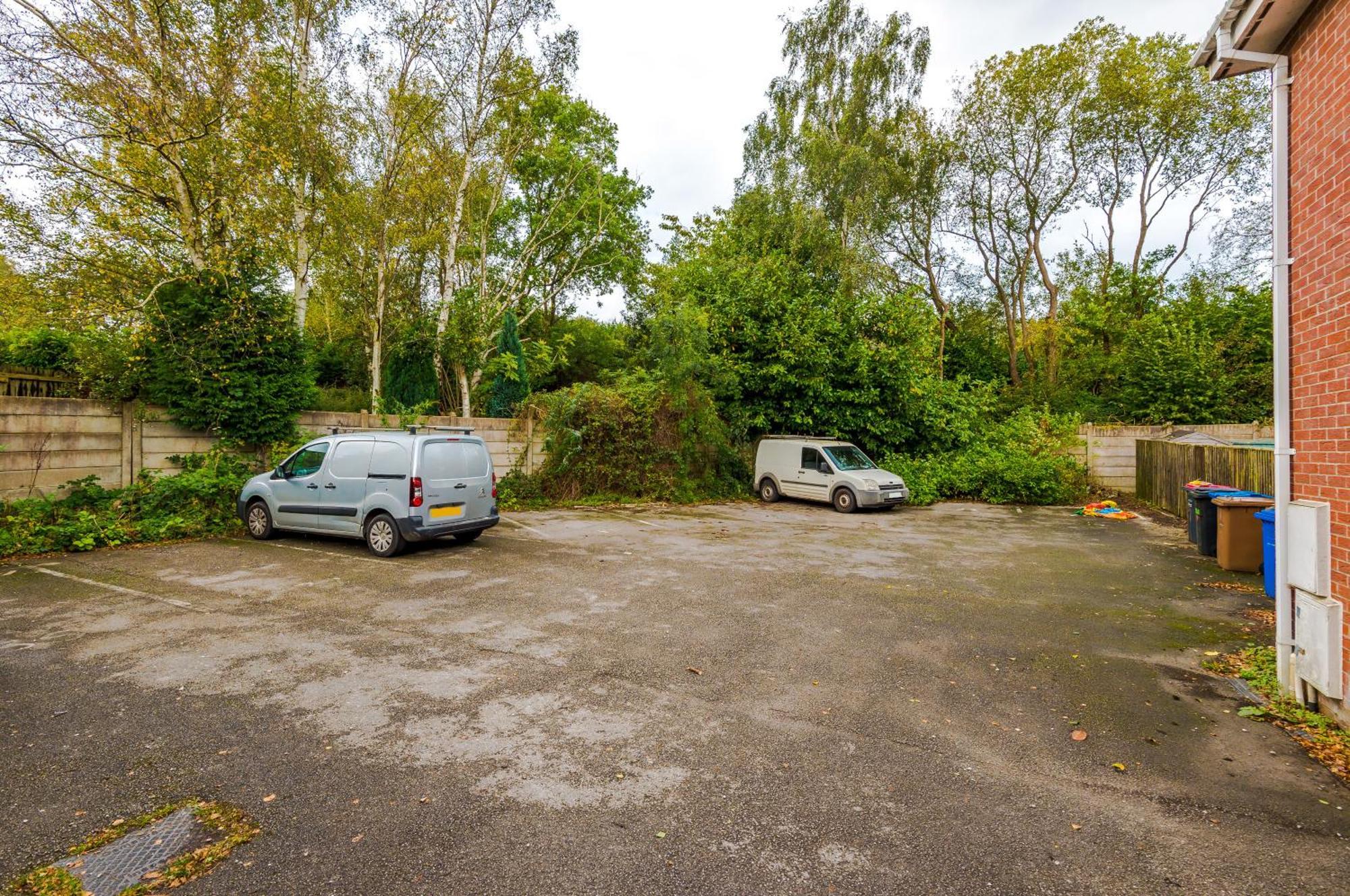 Manchester Comfortable 3 Bedroom House, Free Parking, Wifi & Disneyplus Worsley Exteriör bild